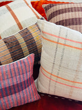 Load image into Gallery viewer, Vintage Cereal Sack Pillows #008