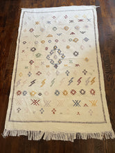 Load image into Gallery viewer, #105 Sabra Silk Rug/Throw